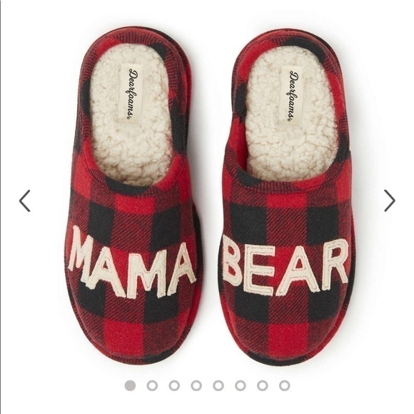 𝅺NWT Dearfoams Mama Bear Red Black Plaid Slippers L 9-10 - Picture 1 of 8